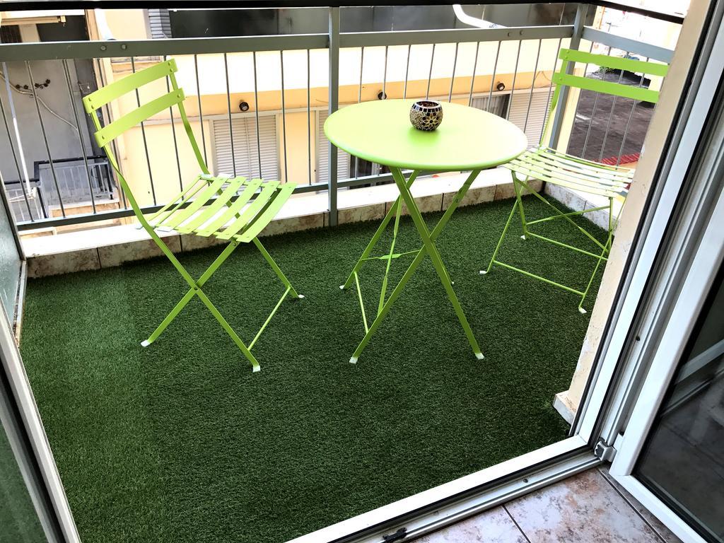 100M From The Beach Cosy Apartment Loutraki  Ngoại thất bức ảnh