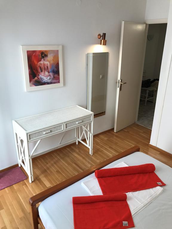 100M From The Beach Cosy Apartment Loutraki  Ngoại thất bức ảnh