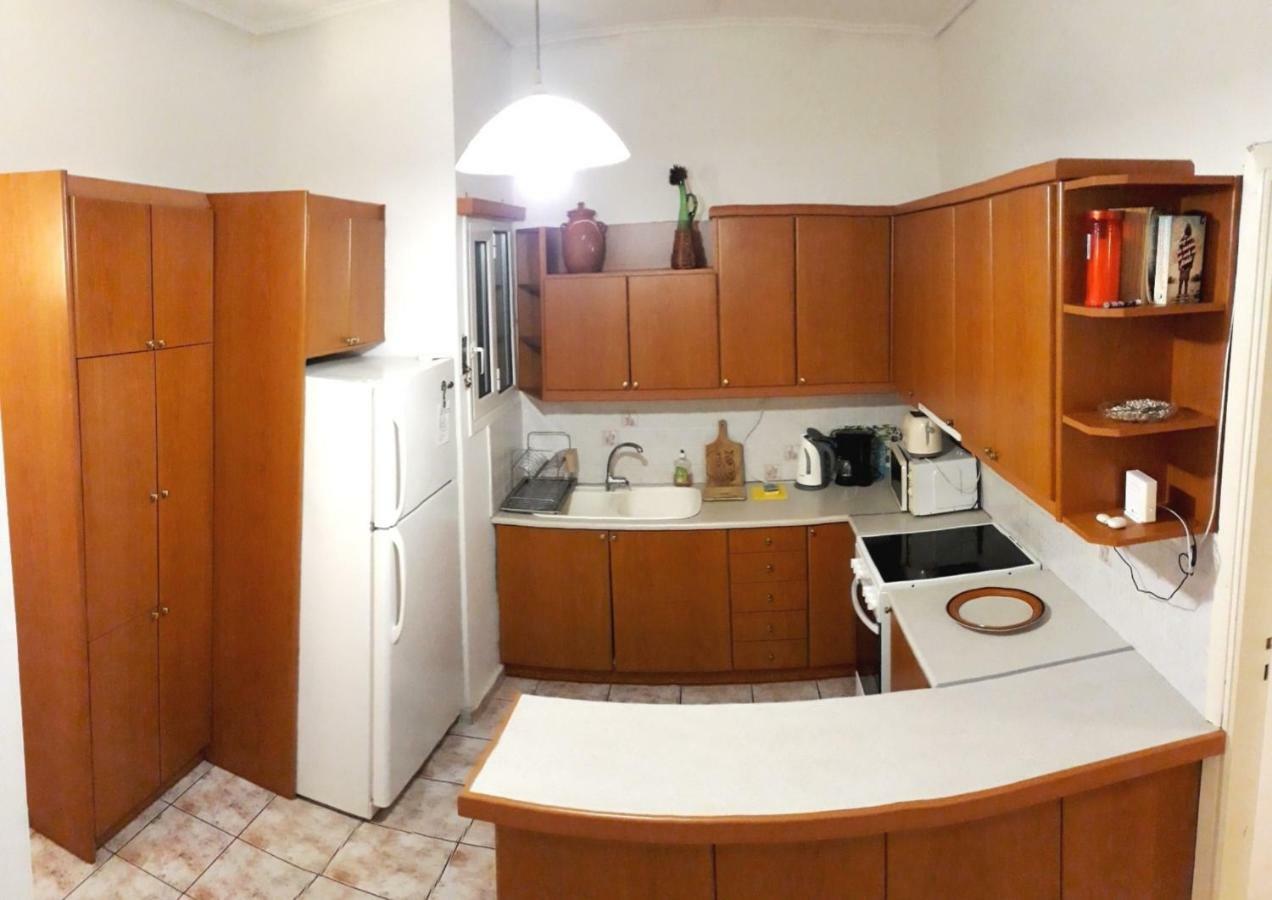 100M From The Beach Cosy Apartment Loutraki  Ngoại thất bức ảnh